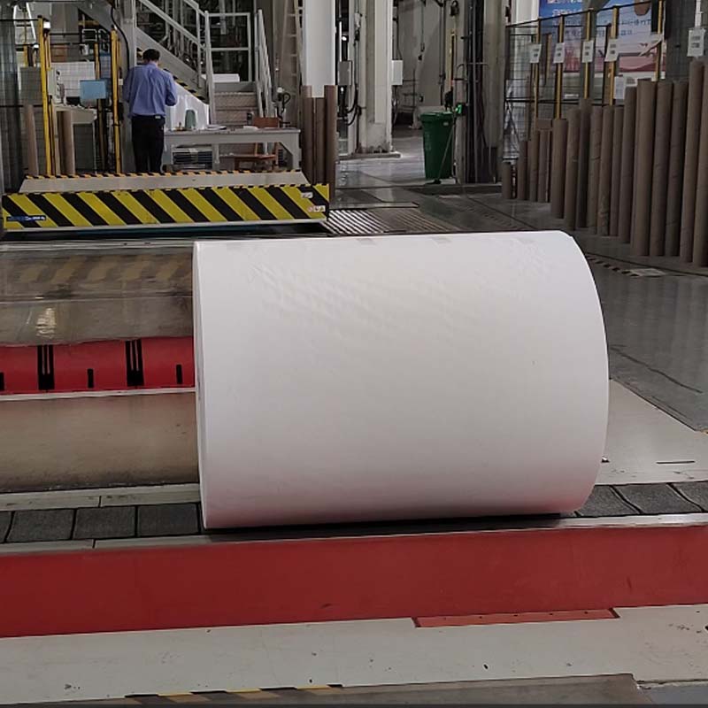 1. the V type is especially made for the paper roll.. 2. the v-slat conveyor is usually used in the paper roll packing and transporting system. 3. Automatic conveying the finishing rolls in Paper making tactory,also can be used to convey other products with roll shape.